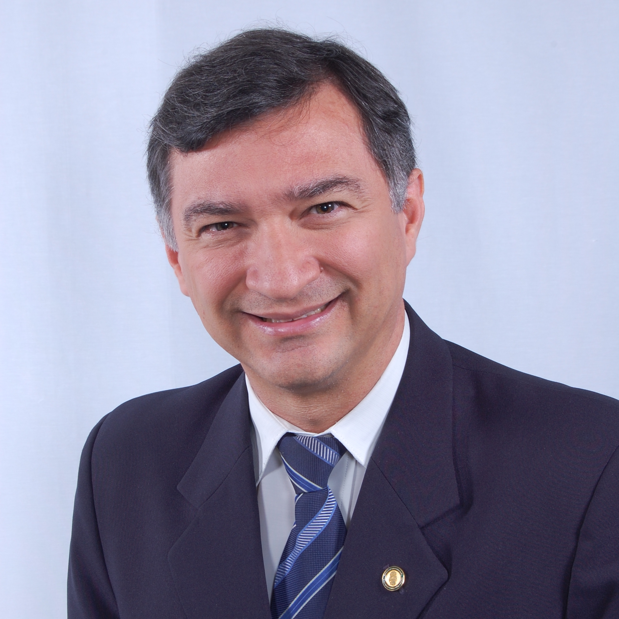 Prof. Emídio Silva Falcão Brasileiro